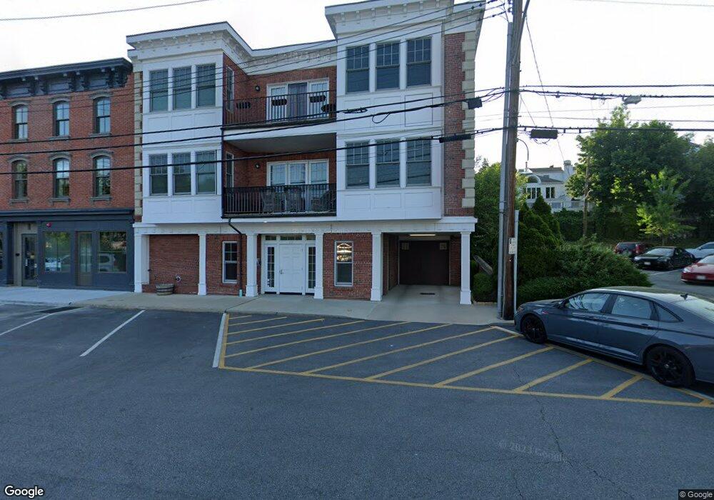 12 N Astor St unit 2B, Irvington, NY 10533 - photo 1