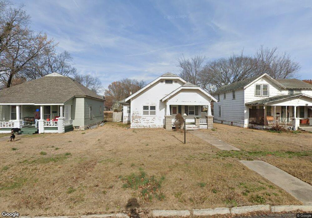 1323 Appleton Ave, Parsons, KS 67357 - photo 1
