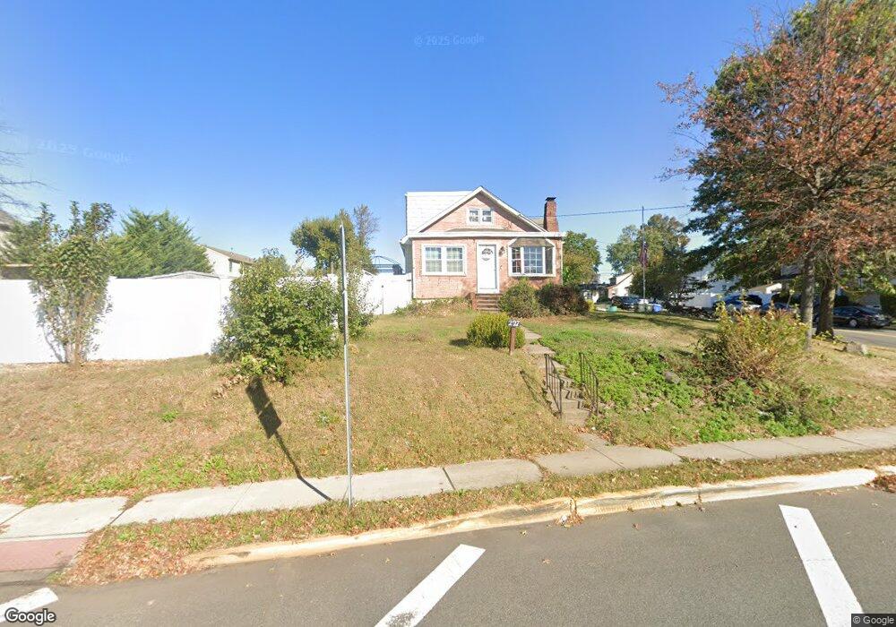 227 Port Reading Ave, Port Reading, NJ 07064 - photo 1