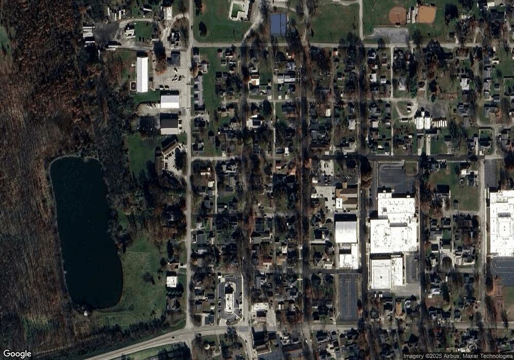 1116 3rd St, Covington, IN 47932 - photo 1