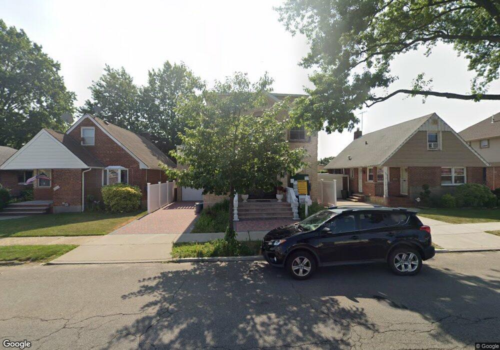 43-32 Utopia Pkwy unit 1FL, Flushing, NY 11358 - photo 1