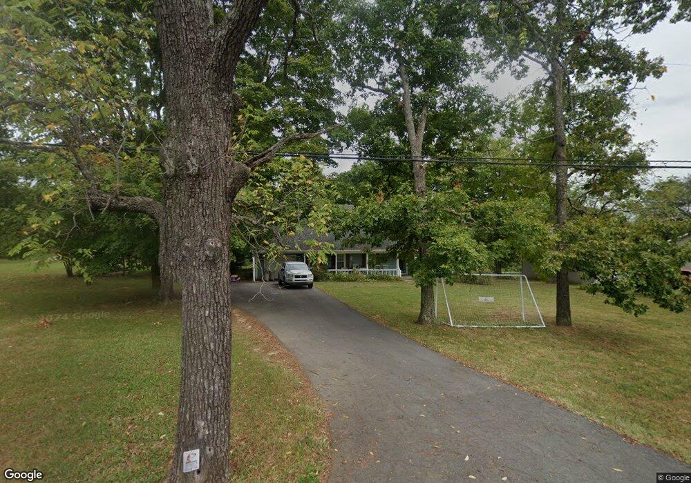 8705 Fairmount Rd, Louisville, KY 40291 - photo 1