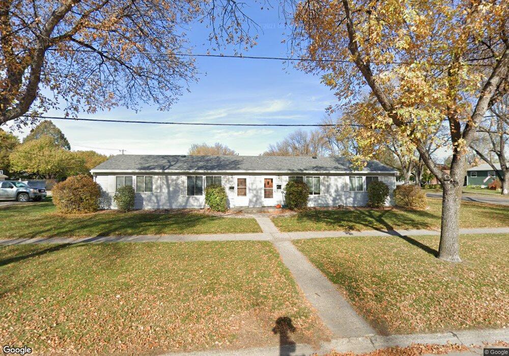 1902 15th Ave S, Grand Forks, ND 58201 - photo 1