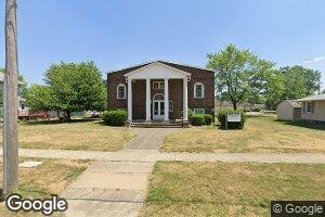 211 S 7th St, Wyoming, IL 61491