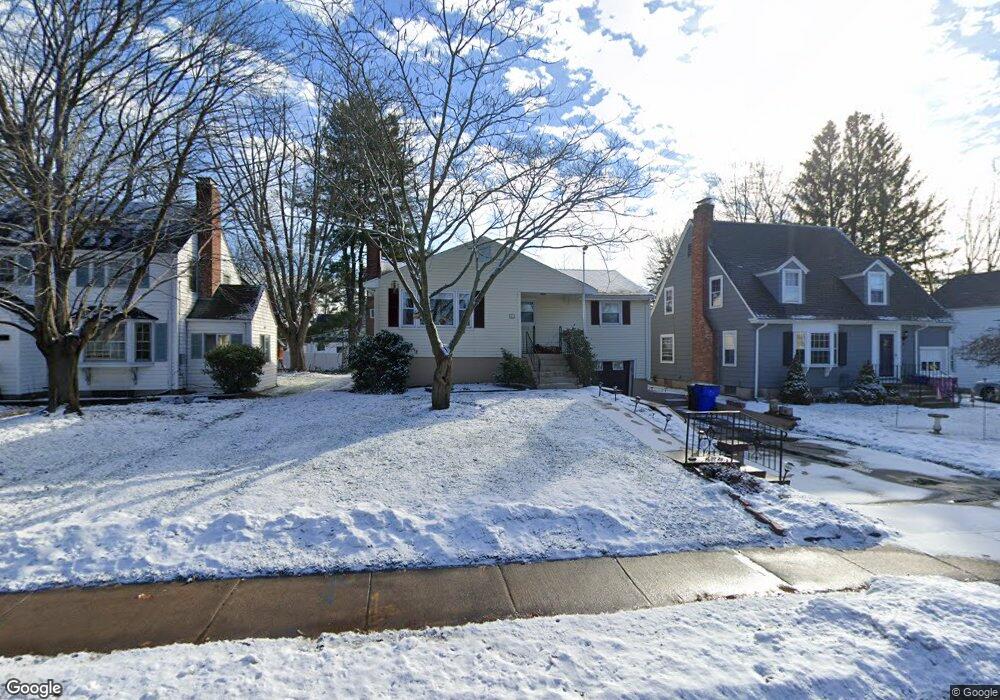 45 Clarendon Ave, West Hartford, CT 06110 - photo 1