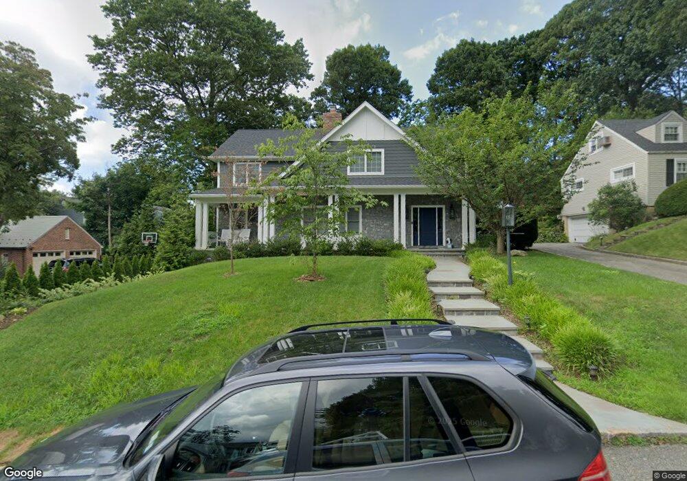 35 Orchard Farm Rd, Port Washington, NY 11050 - photo 1