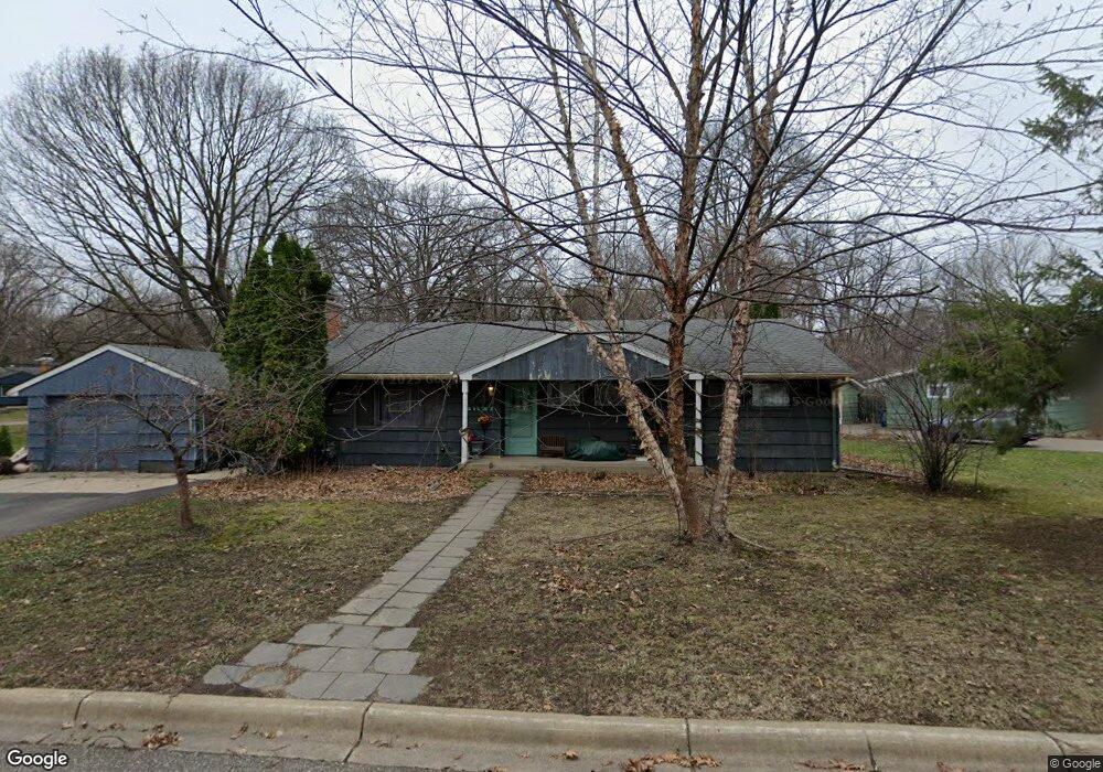 4827 Acorn Ridge Rd, Minnetonka, MN 55345 - photo 1