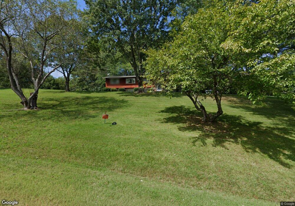136 Sunshine Dr, Linden, TN 37096 - photo 1