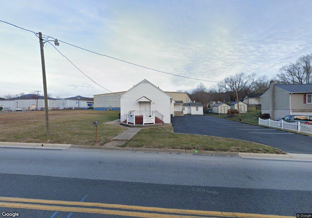 1508 N Delphine Ave, Waynesboro, VA 22980 - photo 1