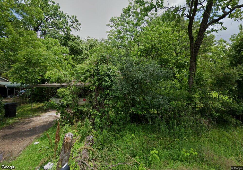 7712 Darien St, Houston, TX 77028 - photo 1