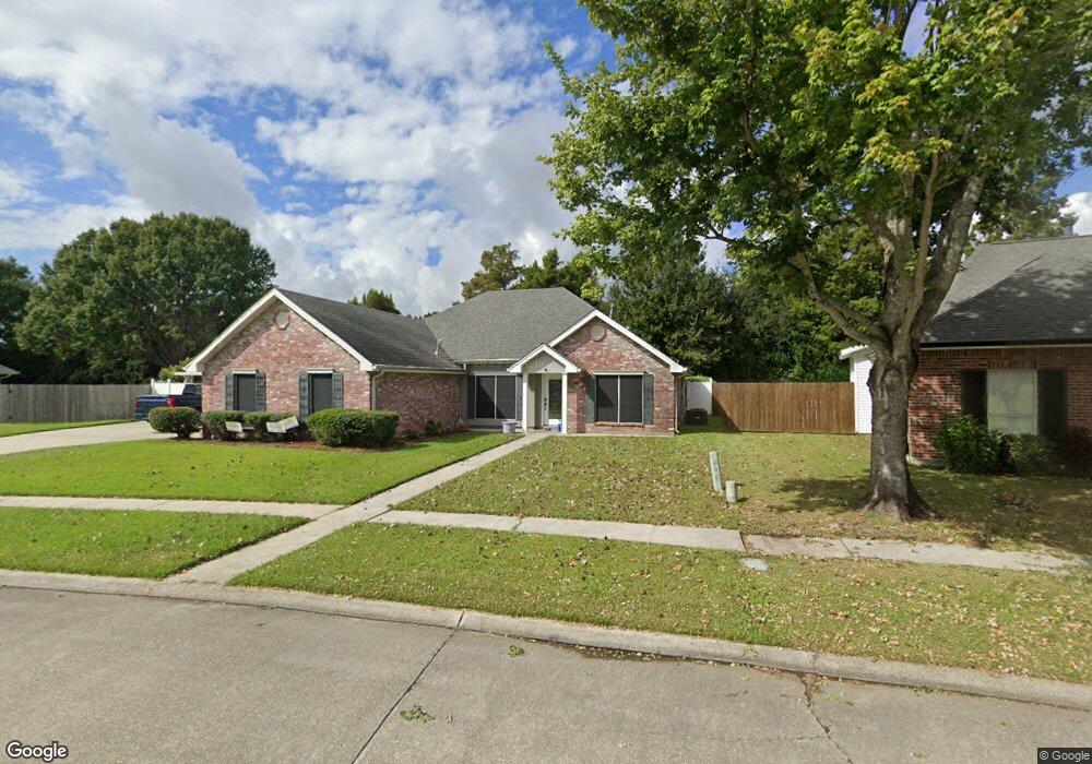 205 Hawthorne Dr, Houma, LA 70360 - photo 1