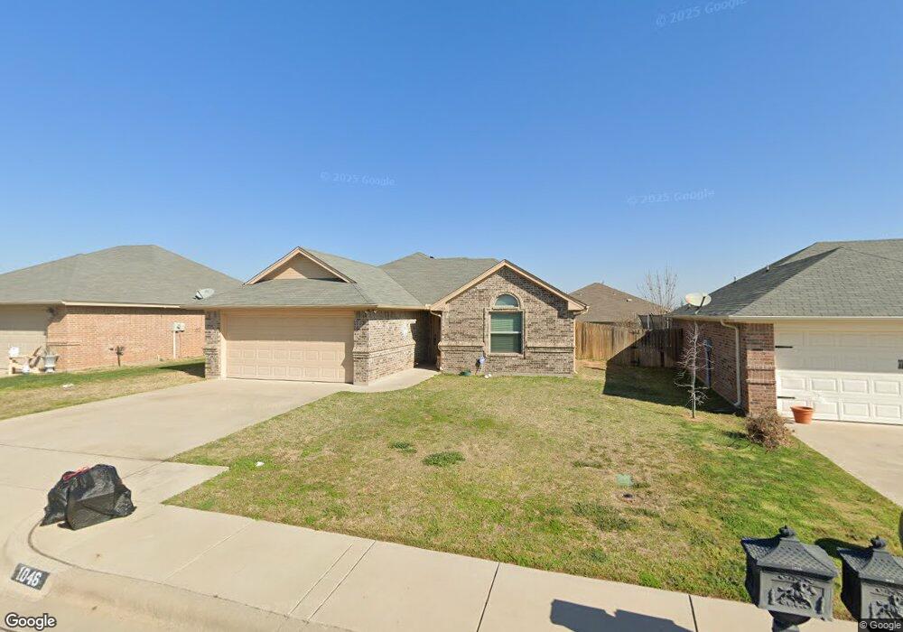 1046 Inverness Dr, Weatherford, TX 76086 - photo 1