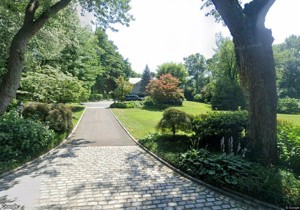 60 Middle Rd, Port Washington, NY 11050 - photo 1