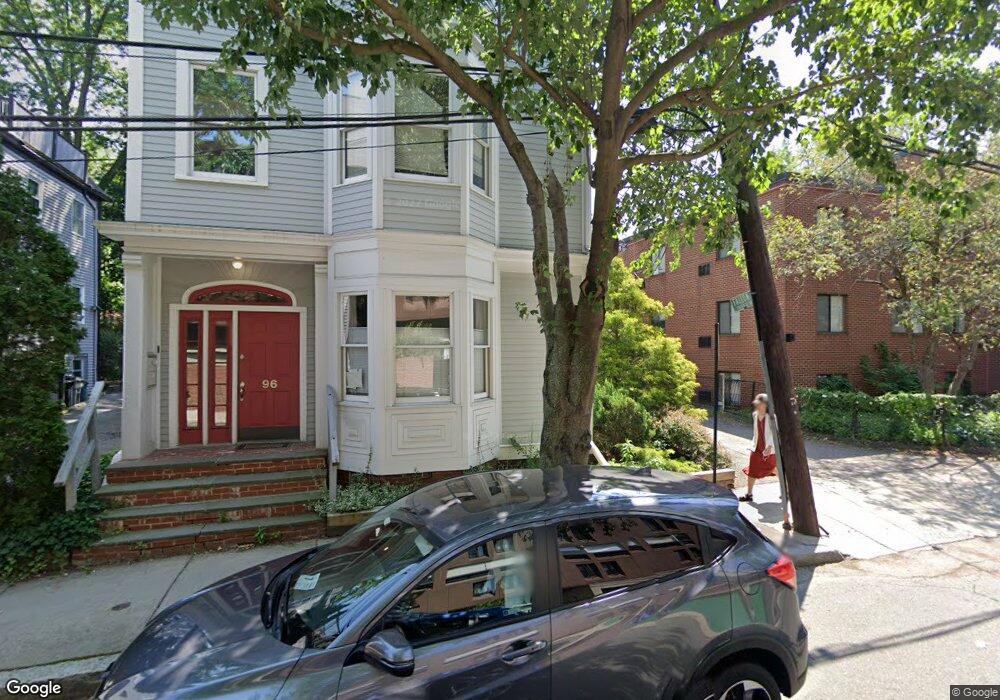 98 Banks St unit 1, Cambridge, MA 02138 - photo 1