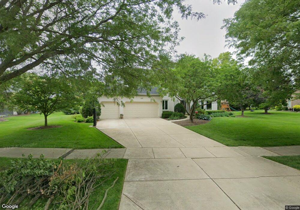 4387 Camelot Cir, Naperville, IL 60564 - photo 1