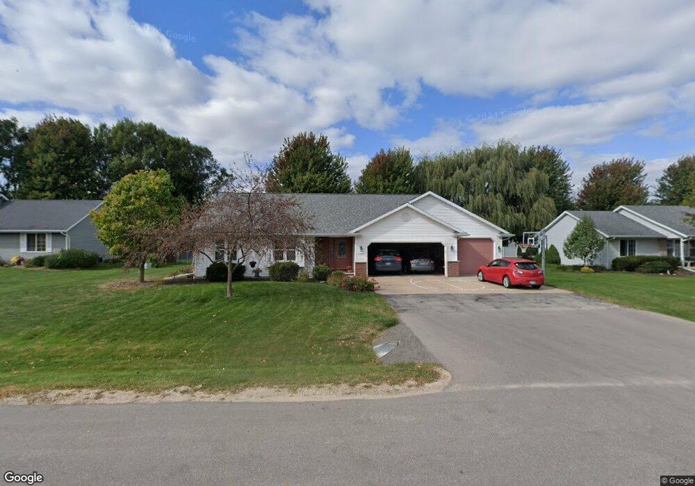 N9345 Cheyenne Dr, Appleton, WI 54915 - photo 1