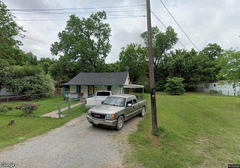 1042 W Ford St, Denison, TX 75020 - photo 1