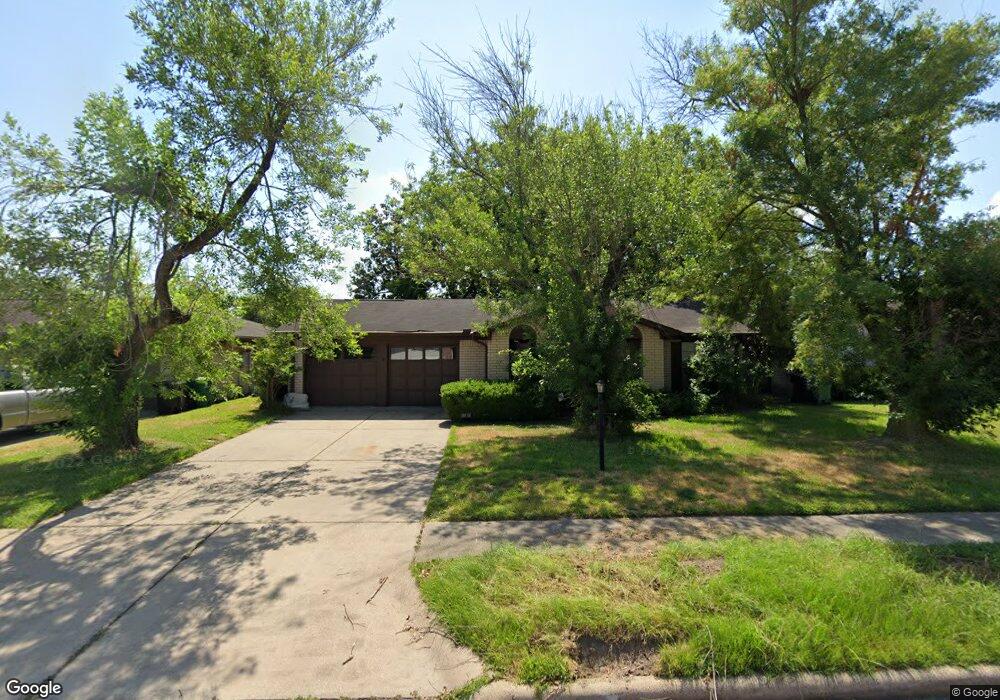 8918 Indian River Dr, Houston, TX 77088 - photo 1