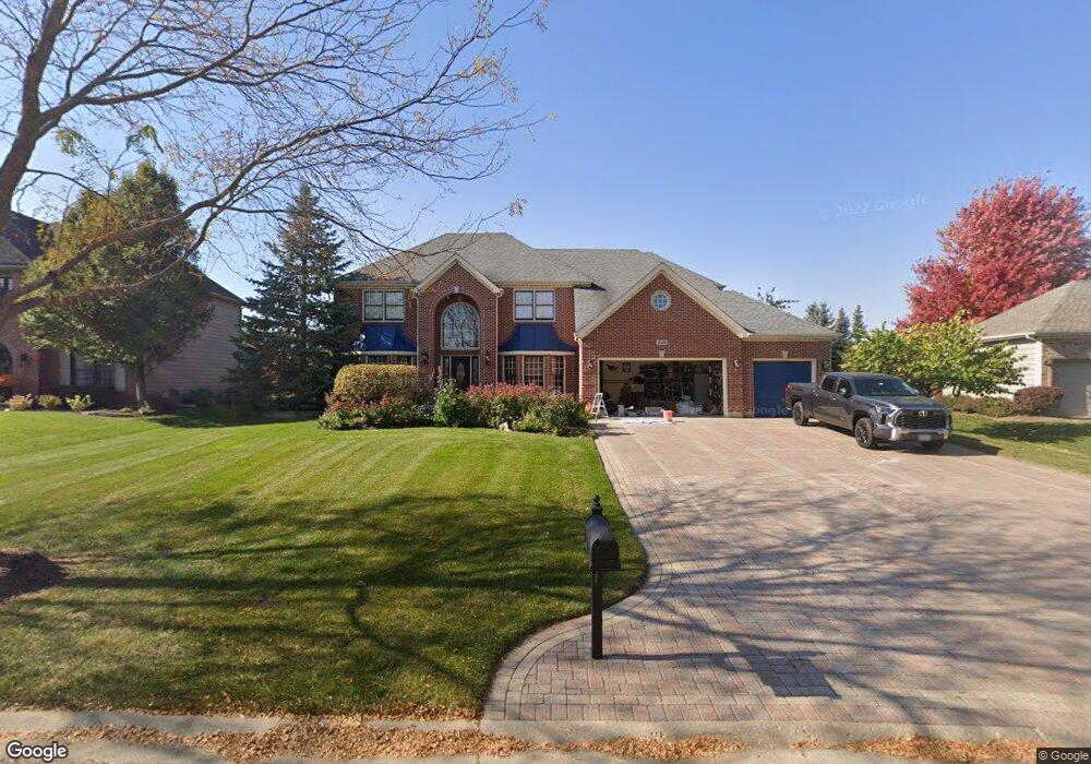 670 Goldenrod Dr, Algonquin, IL 60102 - photo 1