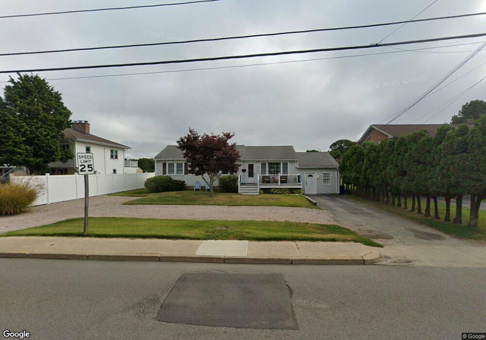 75 Winnapaug Rd, Westerly, RI 02891 - photo 1