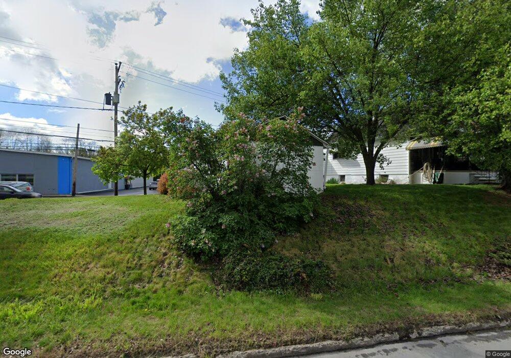 366 N Main St, Taylor, PA 18517 - photo 1