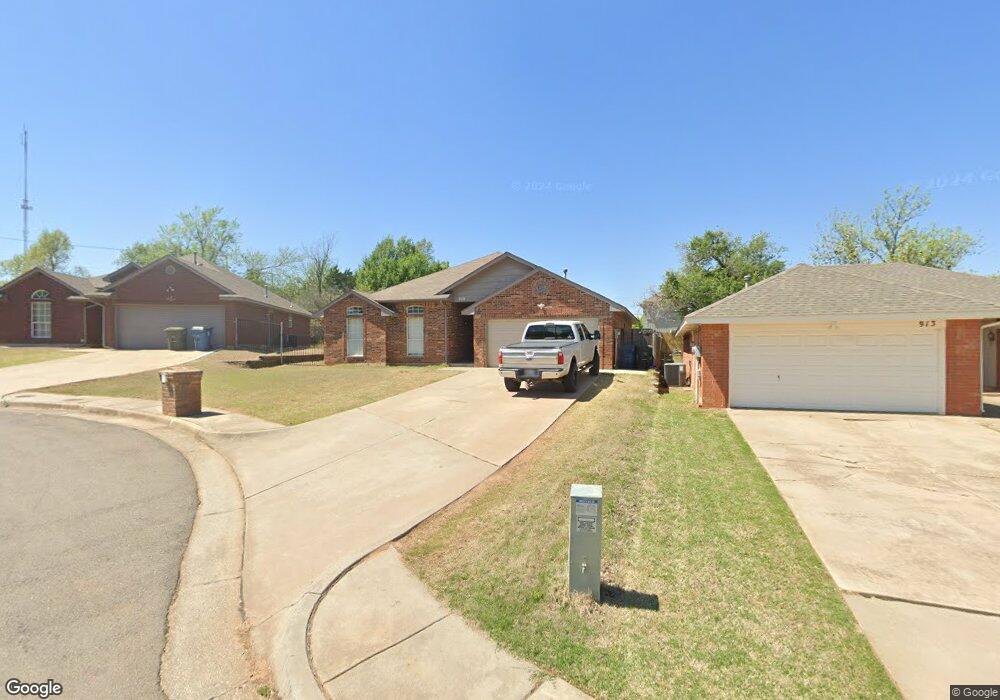 909 Chartrand Ct, Edmond, OK 73034 - photo 1