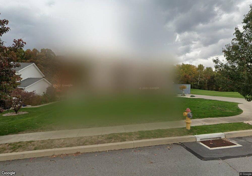 304 Champion Cir, Throop, PA 18512 - photo 1