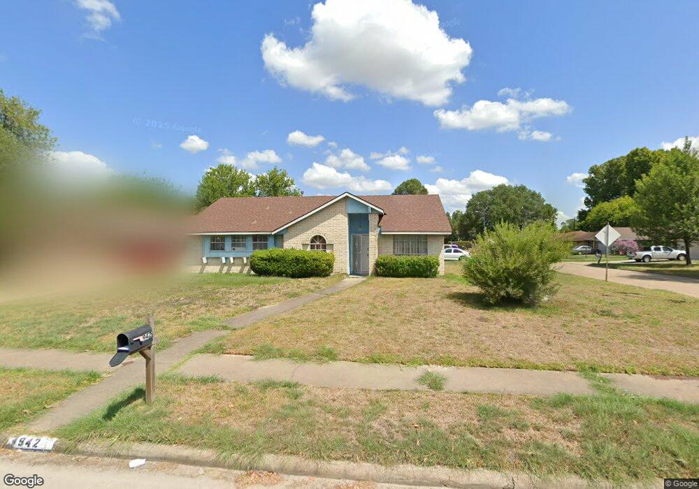 942 Fallbrook Dr, Houston, TX 77038 - photo 1