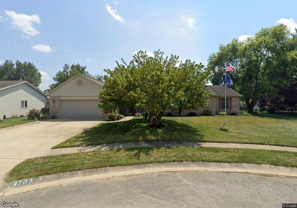 4705 Fox Ridge Ct, Columbus, IN 47203 - photo 1