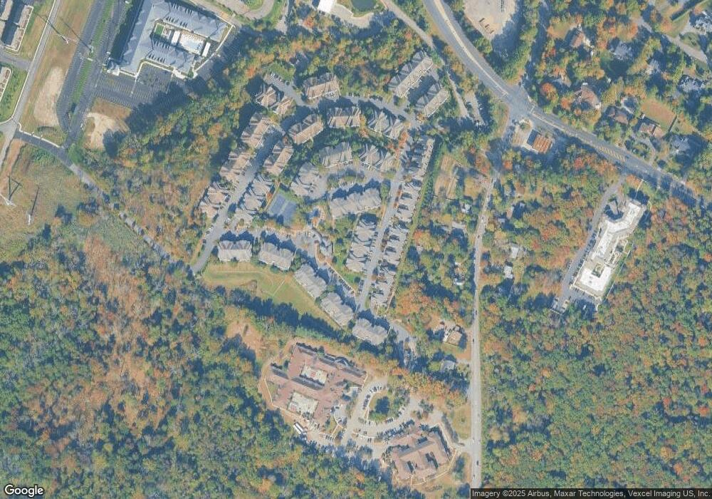 611 Binghampton Ln, Livingston, NJ 07039 - photo 1