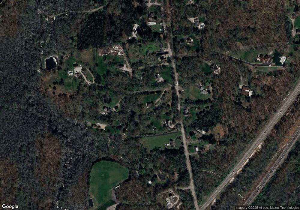 233 N Anguilla Rd, Pawcatuck, CT 06379 - photo 1