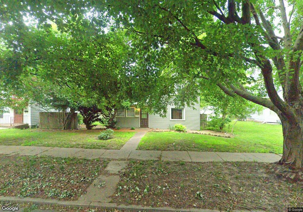 2010 Farnam St, Davenport, IA 52803 - photo 1