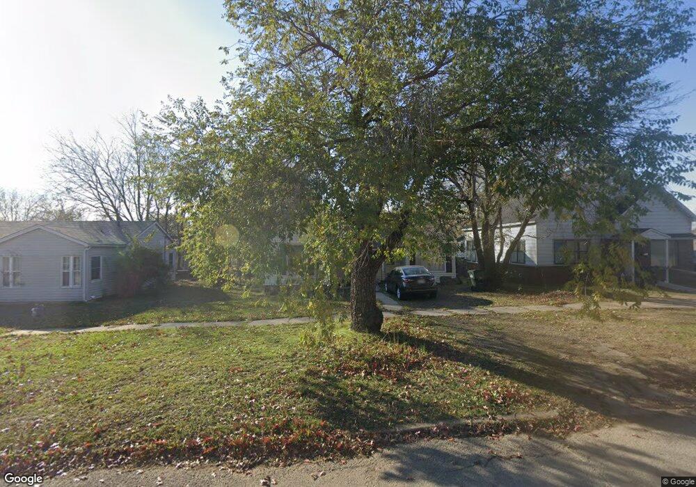 805 W Cummings St, Henryetta, OK 74437 - photo 1