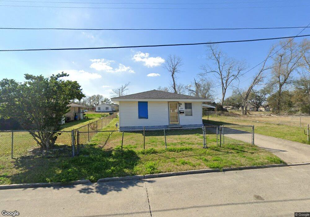1305 Booker St, Lake Charles, LA 70601 - photo 1