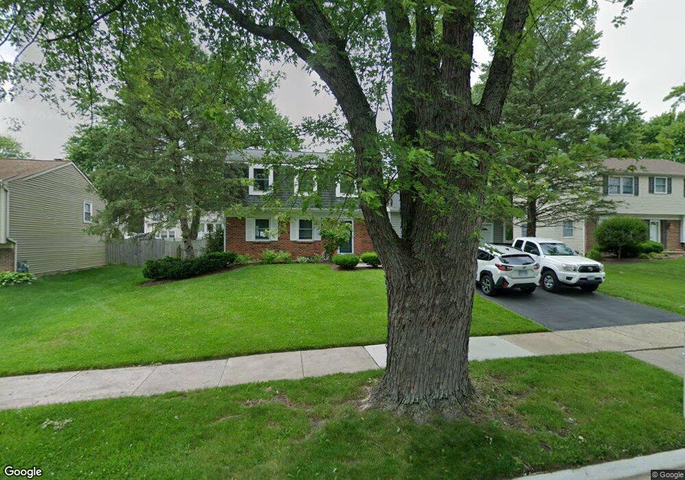 1921 Ridgefield Ln, Naperville, IL 60565 - photo 1