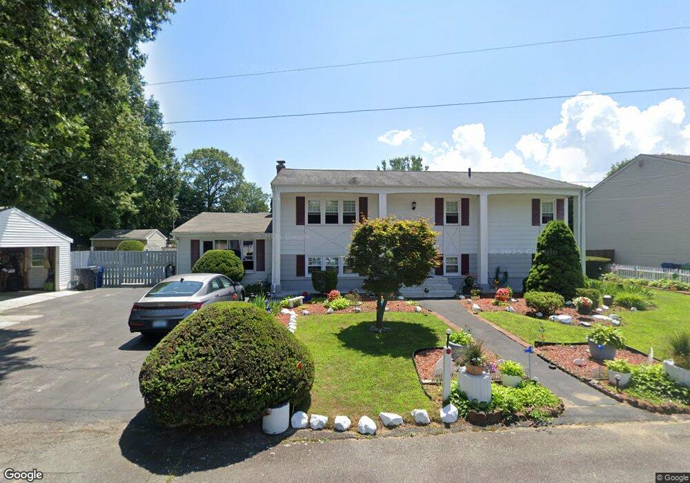 10 Keller Ave, Warwick, RI 02889 - photo 1