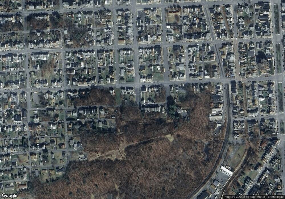 637 W State St, Shamokin, PA 17872 - photo 1