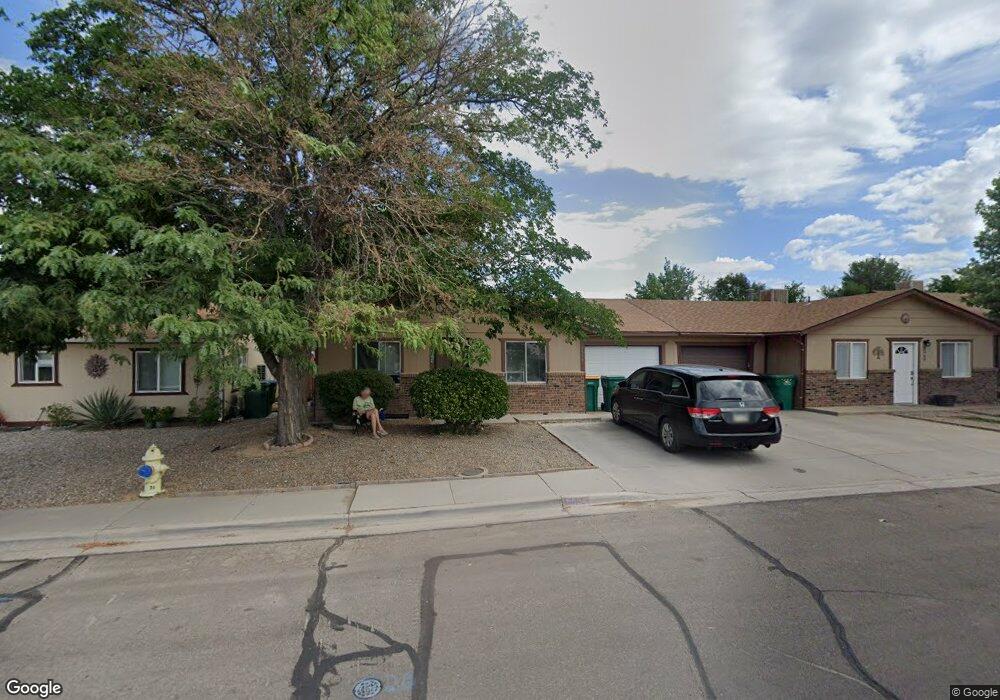 5554 Sagebrush Dr, Farmington, NM 87402 - photo 1