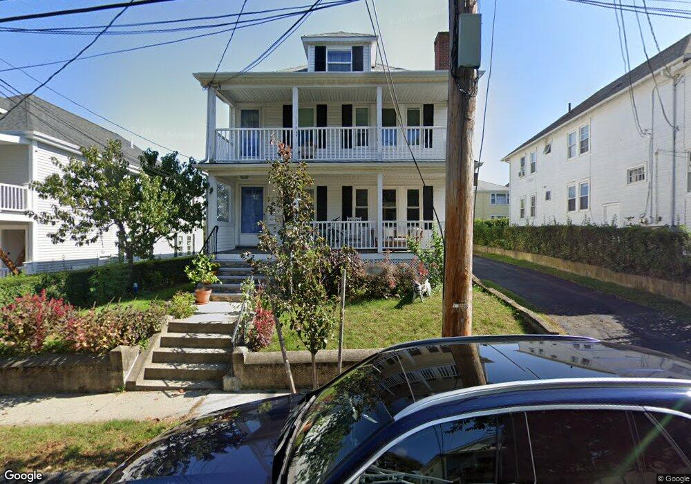 113 Hillside Rd unit 1, Watertown, MA 02472 - photo 1