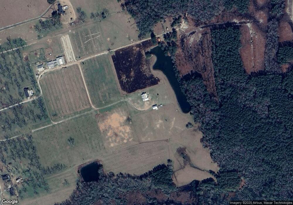 4690 Jamestown Rd, Waycross, GA 31503 - photo 1