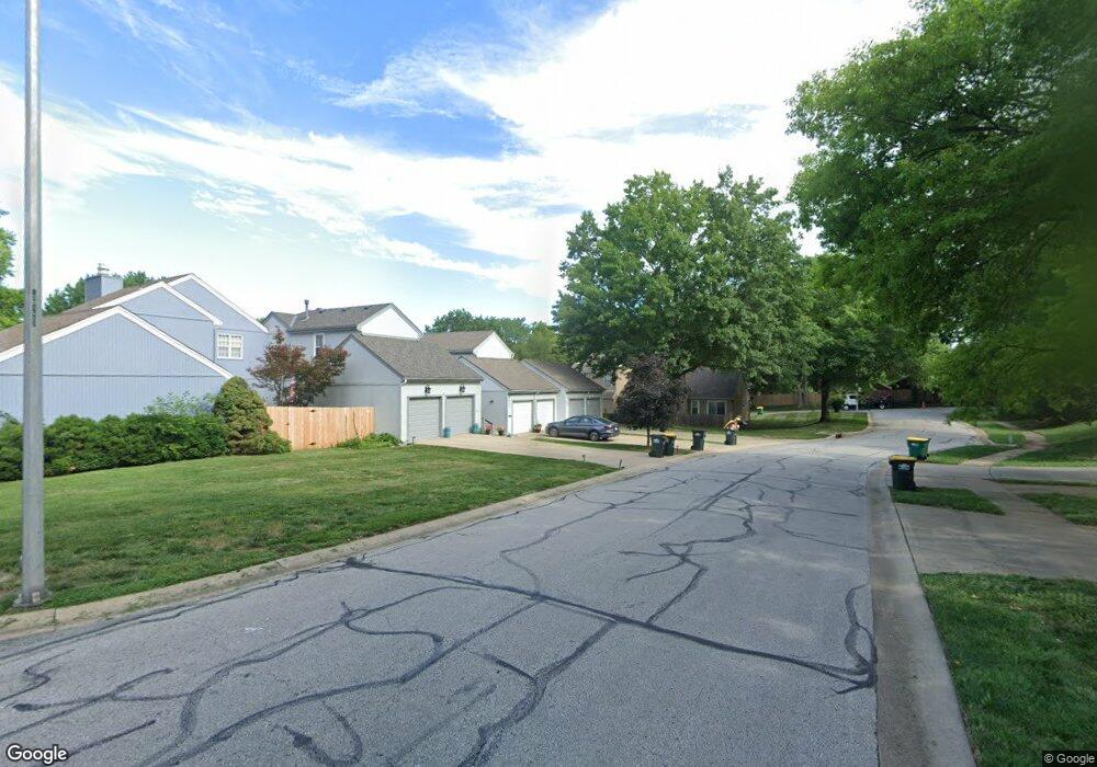 6612 Noland Rd, Shawnee, KS 66216 - photo 1