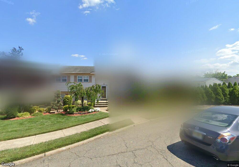 6 Sterling Ct, Perth Amboy, NJ 08861 - photo 1