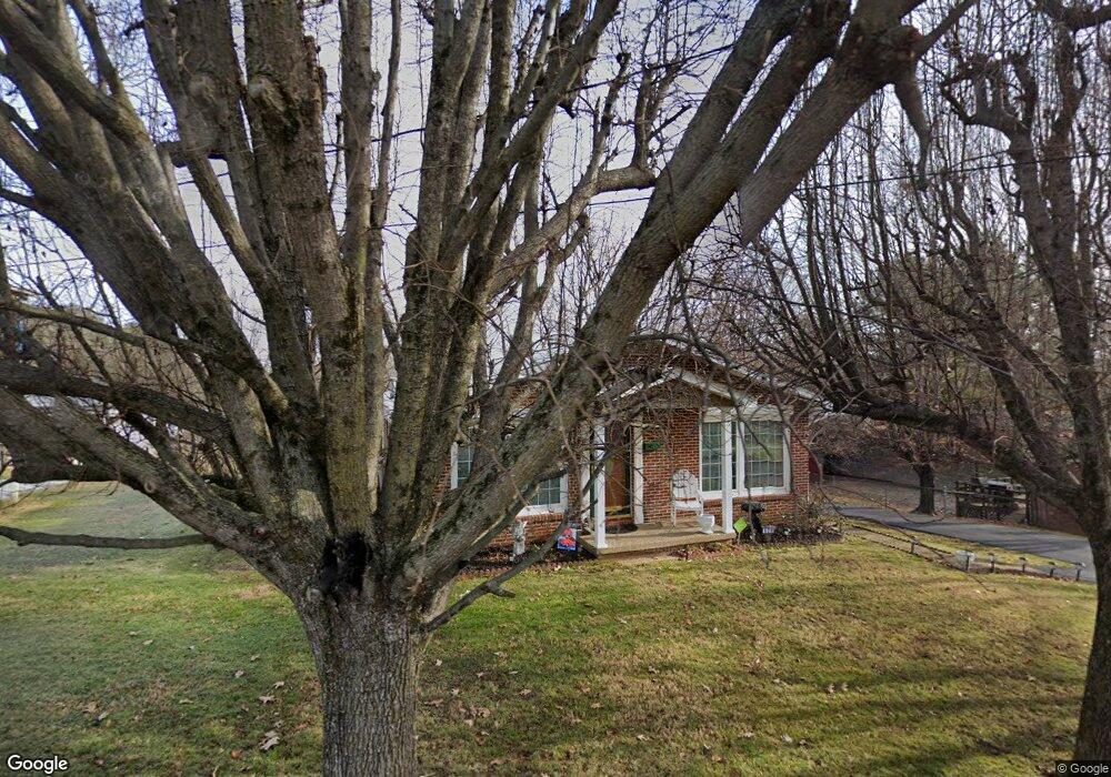 606 Duke St, Johnson City, TN 37601 - photo 1
