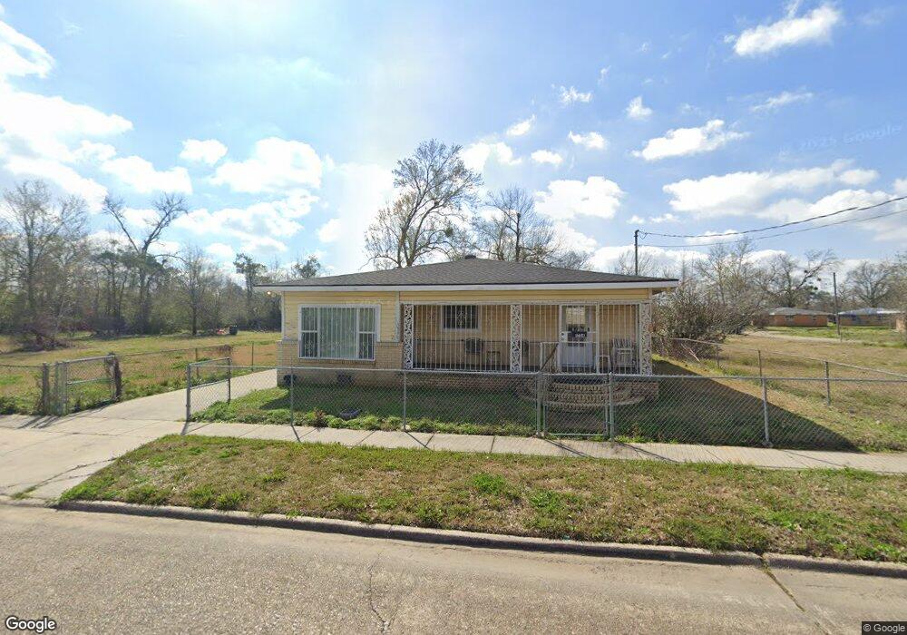 1704 Woodring St, Lake Charles, LA 70601 - photo 1