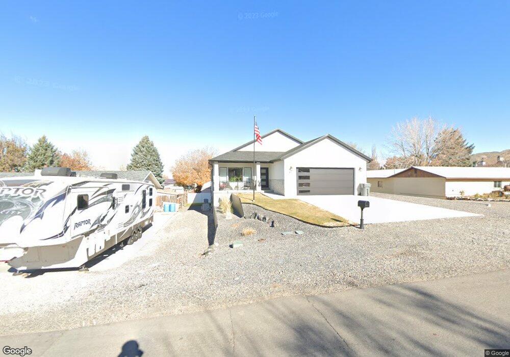 471 E 400 S, Santaquin, UT 84655 - photo 1