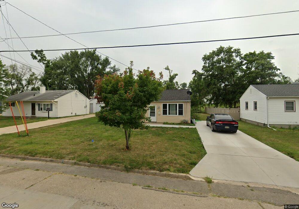 415 26th Ave SW, Cedar Rapids, IA 52404 - photo 1