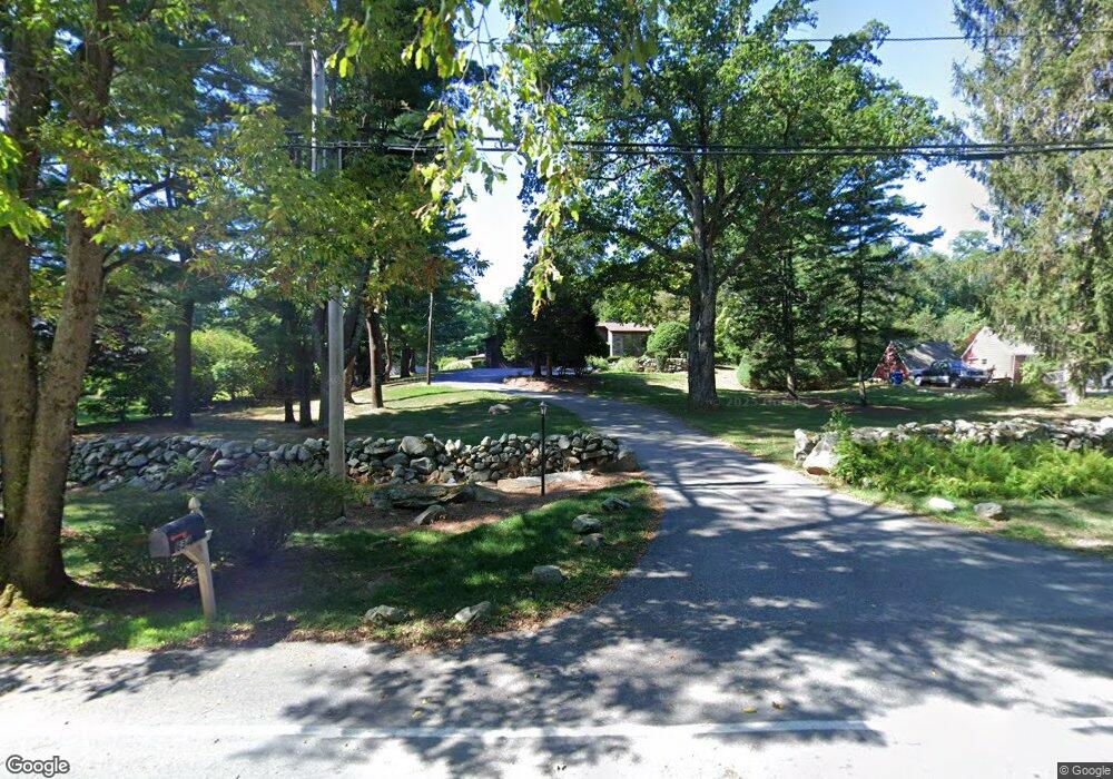 634 Cedar Ave, East Greenwich, RI 02818 - photo 1