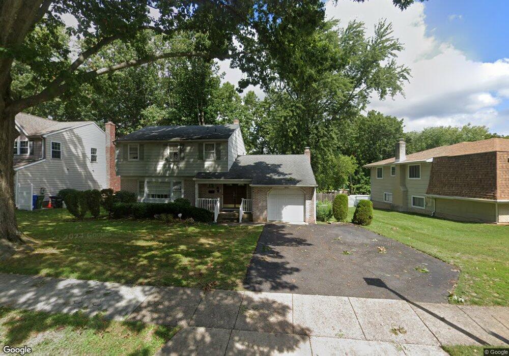 1916 Huntington Dr, Cherry Hill, NJ 08003 - photo 1