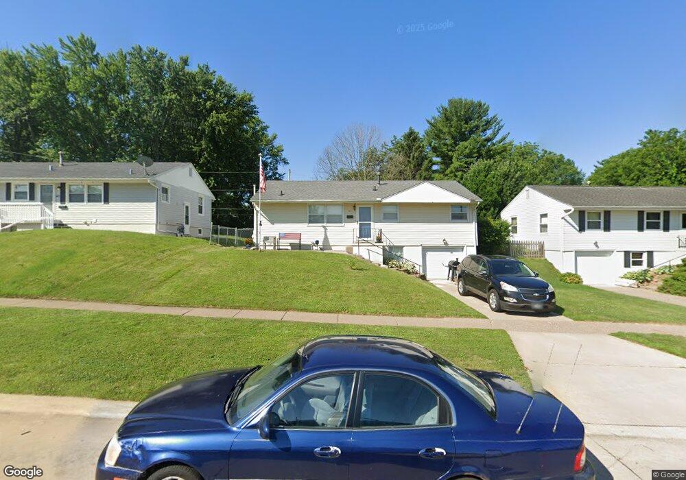 1621 Lincoln Rd, Bettendorf, IA 52722 - photo 1