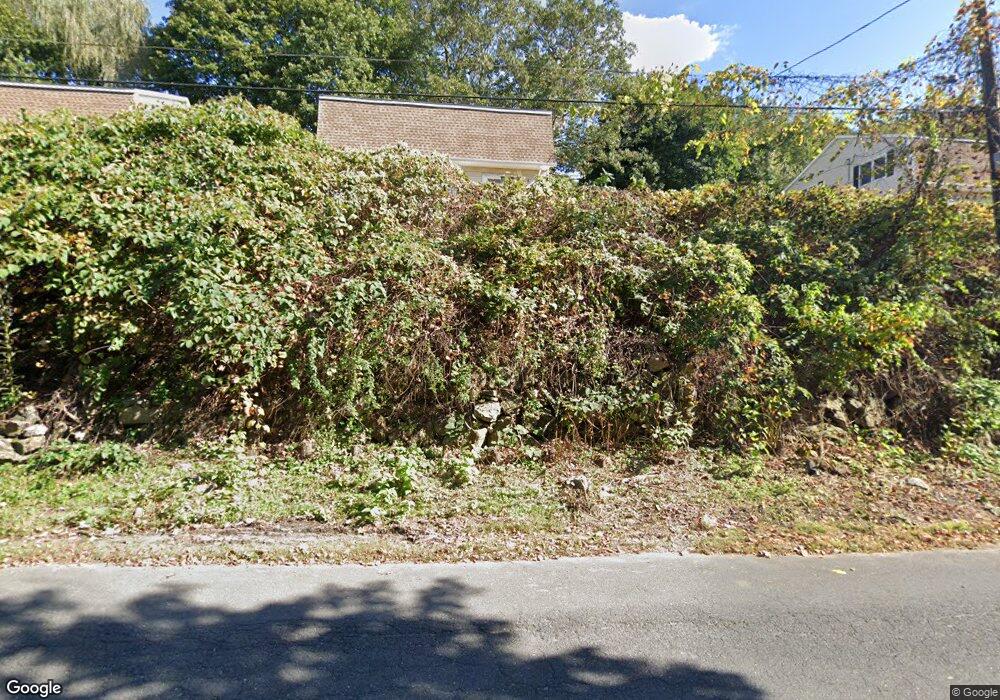 310 Waterville St unit 1, Waterbury, CT 06710 - photo 1